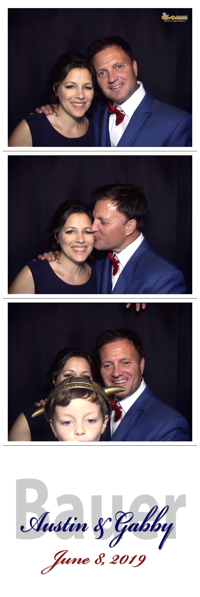 Bauer / Gregory Wedding  | View more photos from the event at gallery.saycheesephotobooth.com/u/SayCheesePhotoBooth/Bauer-Gregory-Wedding